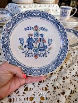 Vintage Johnson Bros Hearts & Flowers Dinnerware, 54 Pieces, Ironstone Dishes