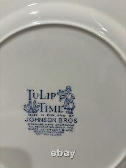 Vintage Johnson Bros Tulip Time Made In England 47 Piece Set