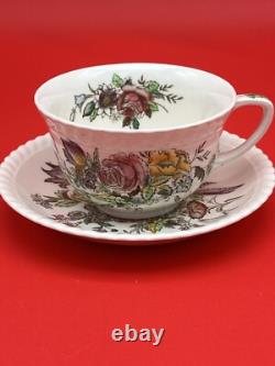 Vintage Johnson Bros Windsor Ware Garden Bouquet Tea SET WithCream & Sugar England Vintage Johnson Bros Windsor Ware Garden Bouquet Tea SET WithCream & Sugar England