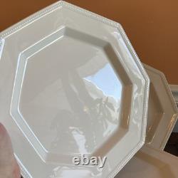 Vintage Johnson Brothers England Heritage White 10Dinner Plates Set Of 8