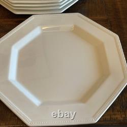 Vintage Johnson Brothers England Heritage White 10Dinner Plates Set Of 8