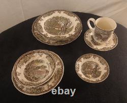 Vintage Johnson Brothers Friendly Village China Set 7 Piece Plate Sets 58 Pieces