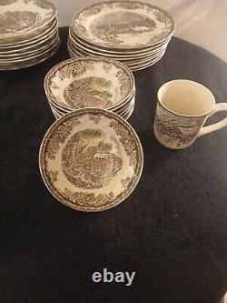 Vintage Johnson Brothers Friendly Village China Set 7 Piece Plate Sets 58 Pieces