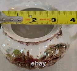 Vintage Johnson Brothers Heritage Hall pattern (6) 5 Piece Settings/4 Serving