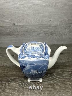 Vintage Johnson Brothers Old Britain Castles footed teapot 7.5 Tall 32 fl oz