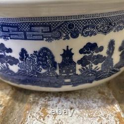 Vintage Johnson Brothers Round Covered Casserole, Blue Willow