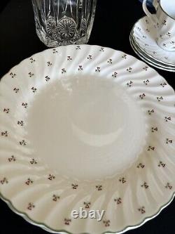 Vintage Johnson Brothers Thistle China Made In England Dinner Plates And More