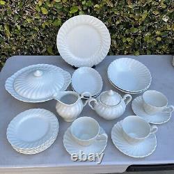 Vintage Set Of 23 Ironstone Johnson Bros Regency Snow White Dinnerware