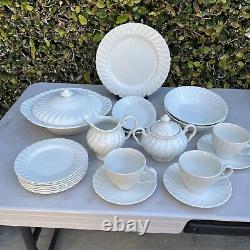 Vintage Set Of 23 Ironstone Johnson Bros Regency Snow White Dinnerware