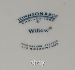 Vintage Set of Five Johnson Bros. England Blue & White Willow Dinner Plates