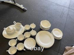 Vtg Johnson Bros Snowhite Regency Made in England Set If 8 With Creamier & Sugar