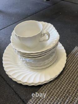 Vtg Johnson Bros Snowhite Regency Made in England Set If 8 With Creamier & Sugar