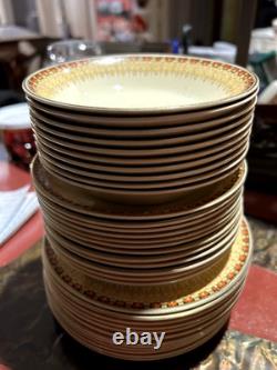 Vtg Johnson Bros Victorian Regal 116 pcs Dinner/Expresso Service for 12 Art Deco