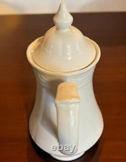 Vtg Johnson Brothers Richmond White 12 Coffee Pot Made In England EUC